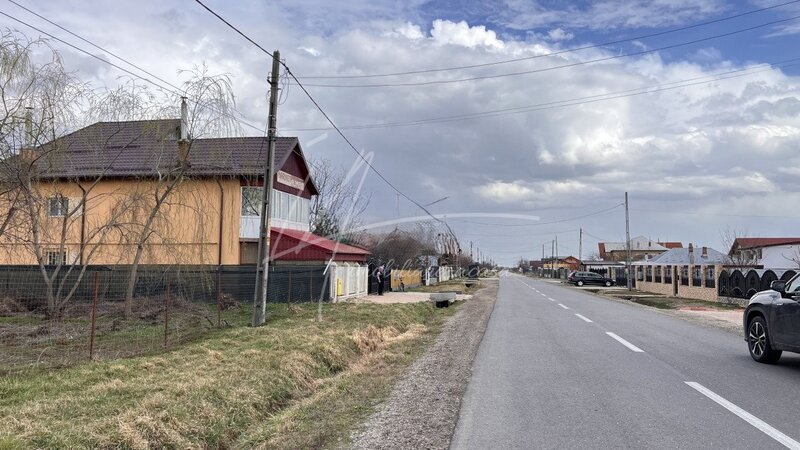 Teren intravilan, ideal pentru investitie sau rezidential, toate utilitatile
